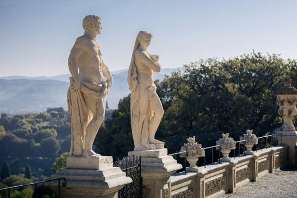 Diversamente artisti. Una mostra ispirata alle opere di Dalì