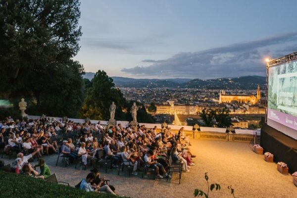 Il cinema con vista su Firenze: torna l’arena estiva a Villa Bardini